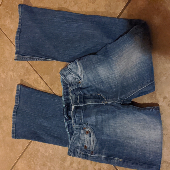 Levi's Other - 🐻 Levi's Jeans Size 8